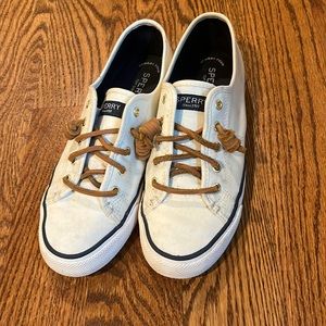 Sperry Sneakers